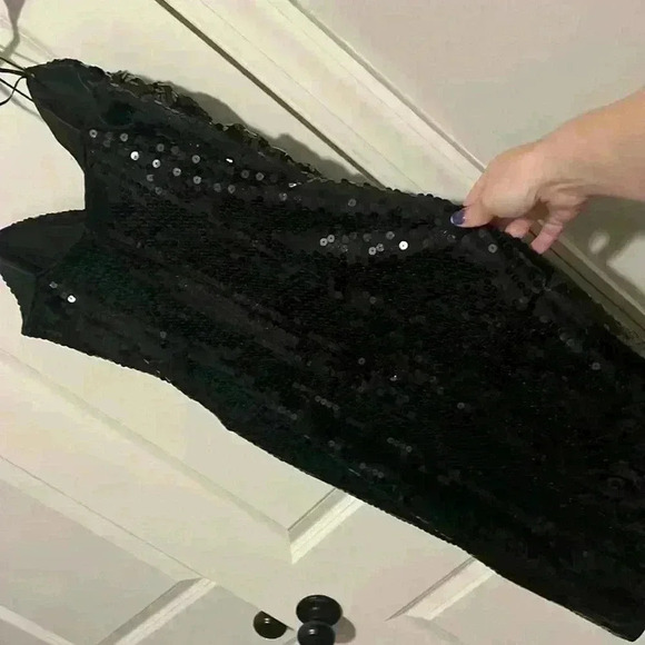 Tadashi Shoji s 10 Vintage 80’s Formal Gown Sequin Dress Black Timeless Classic - Picture 6 of 12